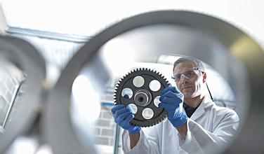 離開廉價勞動力中國制造業(yè)該怎么發(fā)展 www.www85165.cn